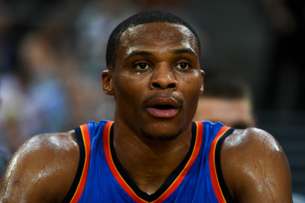 吸引着全球 吸引着全球